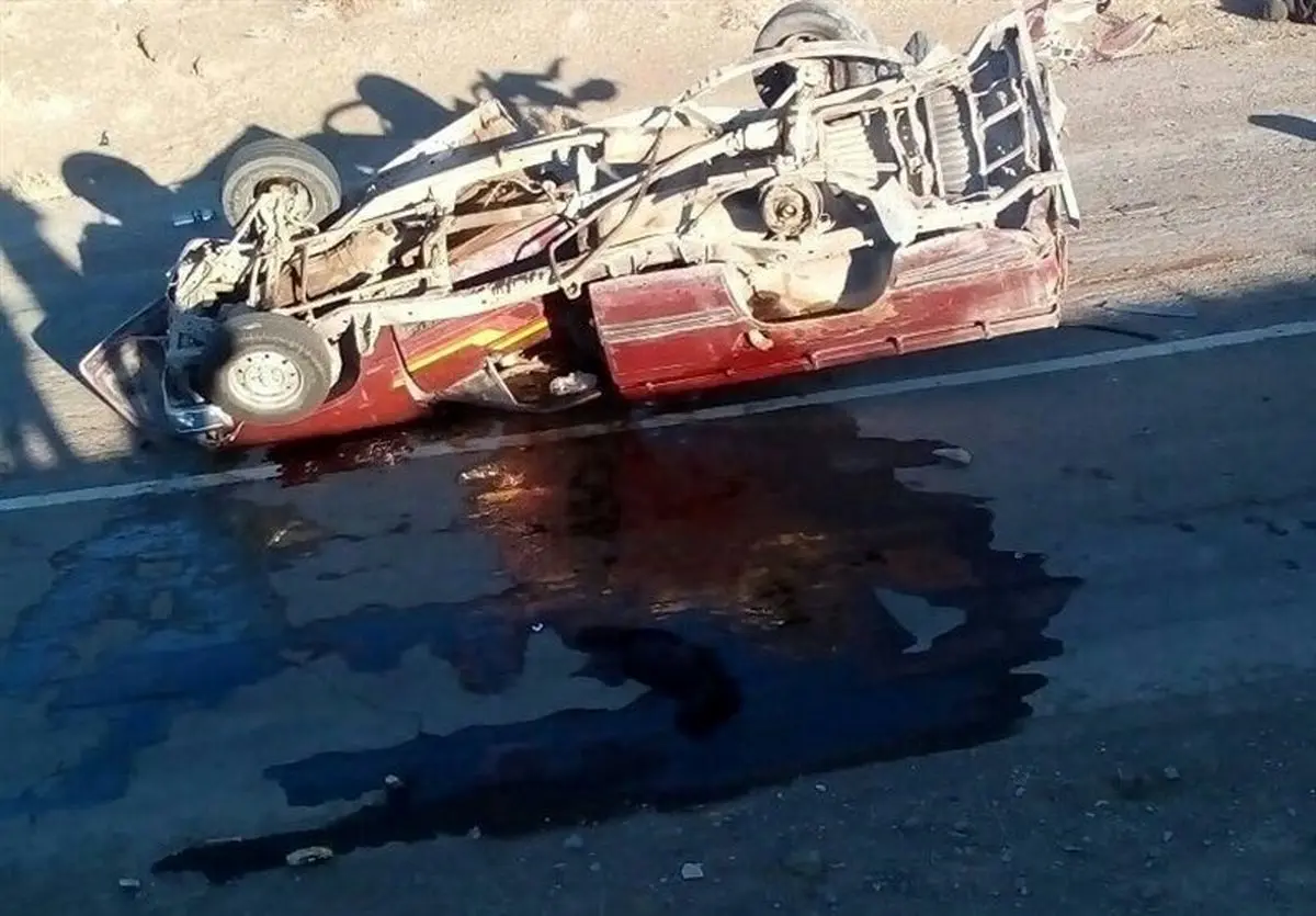 تصادف در محور خاش ـ سراوان ۹ نفر کشته و ۲۱ نفر مجروح برجای گذاشت + تصاویر