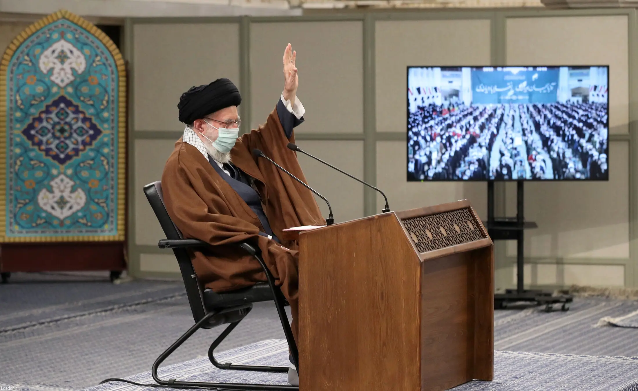 ارتباط تصویری رهبر معظم انقلاب با جمعی از مردم آذربایجان شرقی/گزارش تصویری