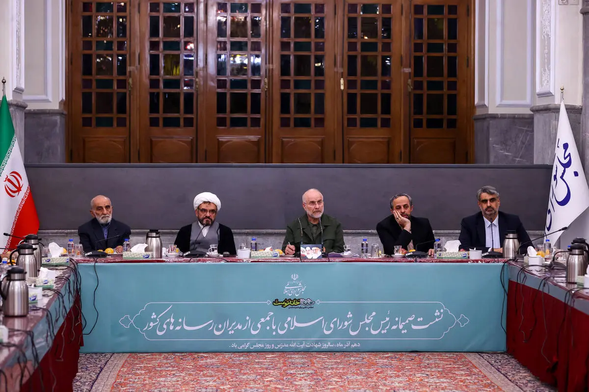 
قالیباف: از روز ششم جنگ هرجا را اراده کردیم، زدیم
