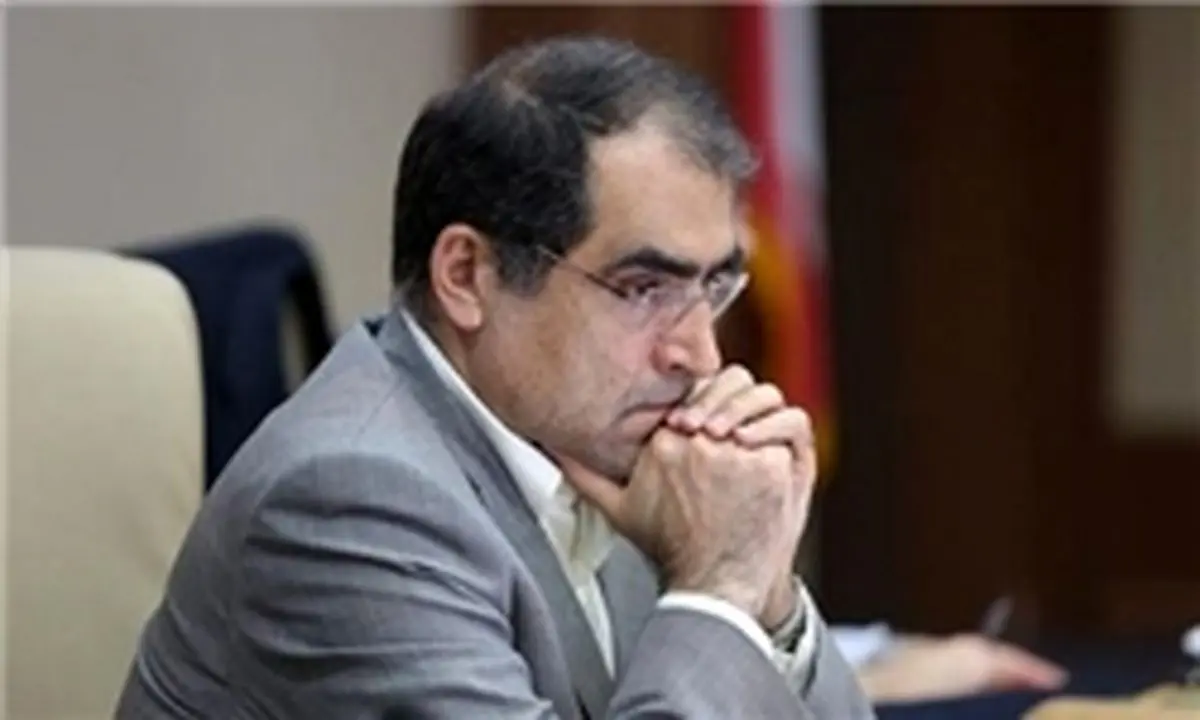 کرم درخت از خود درخت است