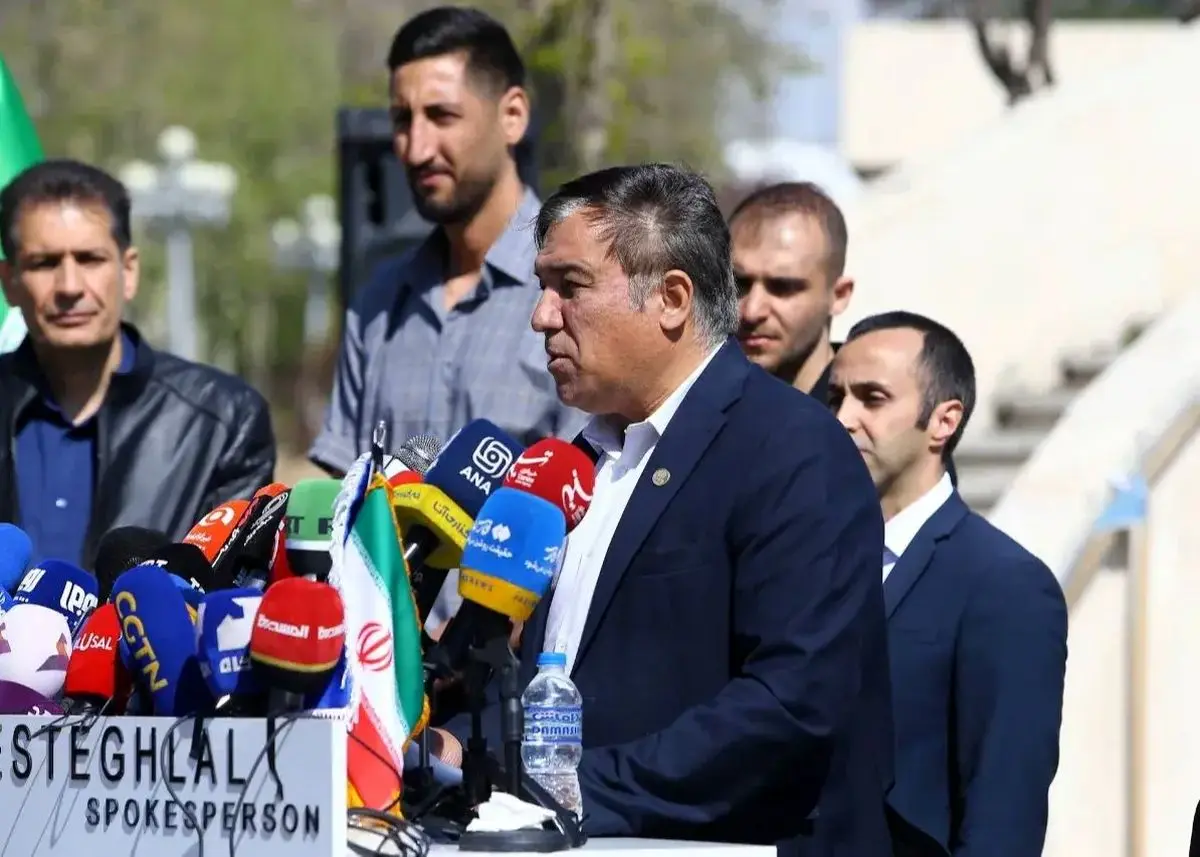 استقلالی‌ها برای سرنوشت لیگ نشست خبری ویژه انجام دادند