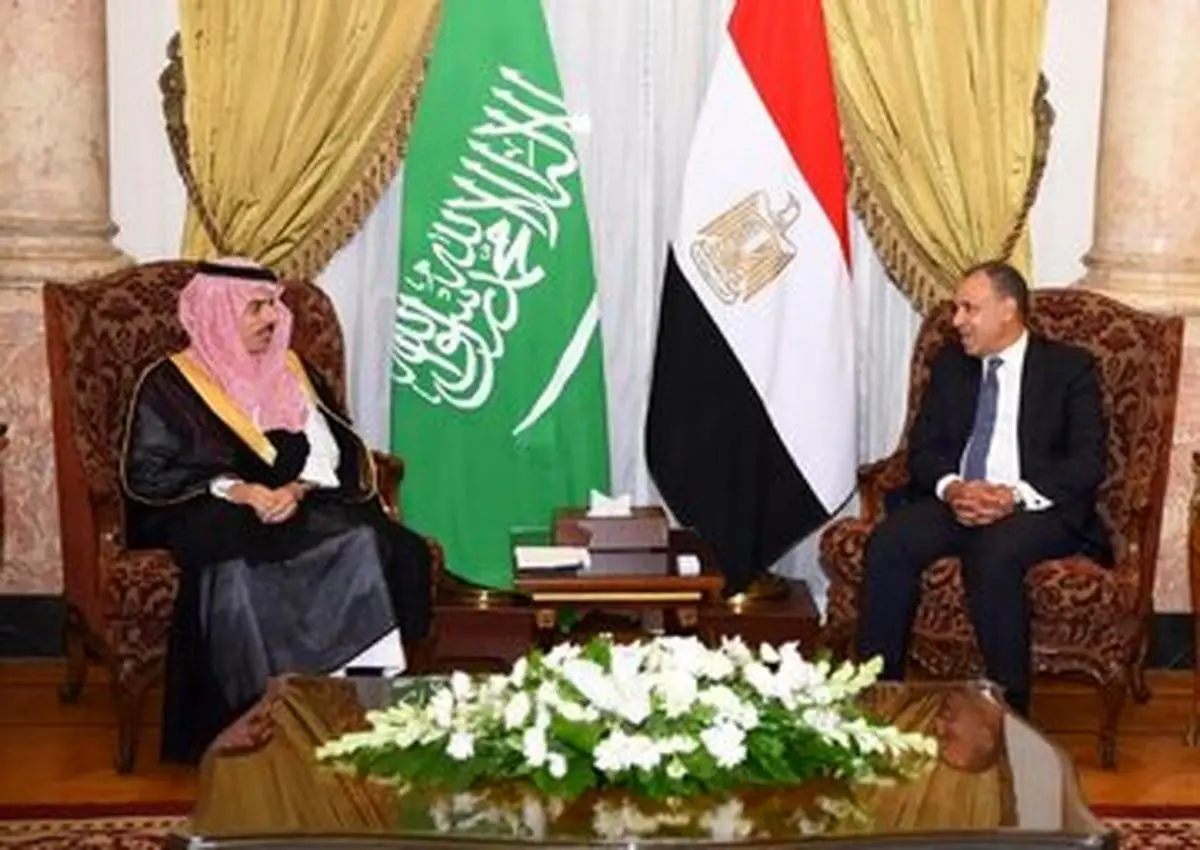 رایزنی وزیران خارجه سعودی و مصری درباره تنش نظامی میان ایران و آمریکا