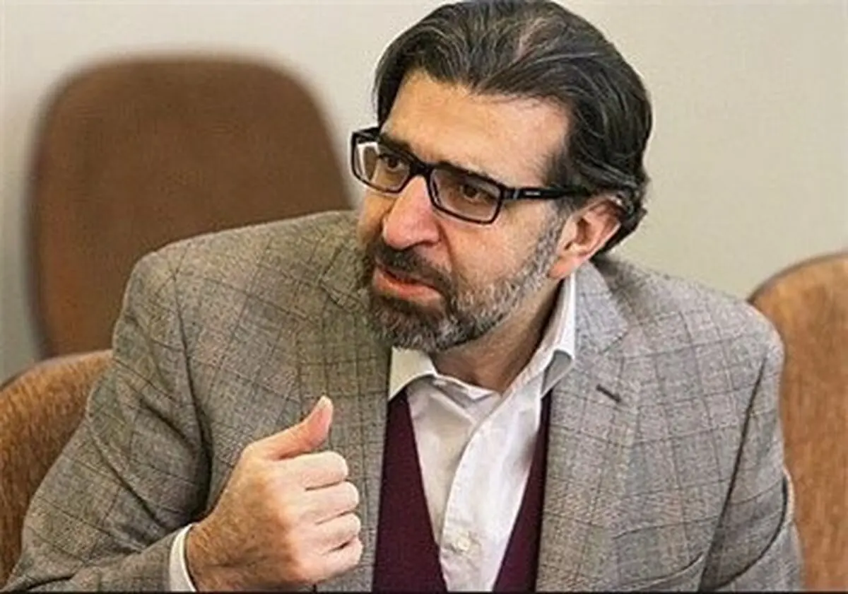 دولت باید از فضای نقد استقبال کند