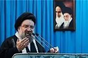بشناسید ایران را؛ ایران حسینی و عاشورایی است/ یزیدیان در یمن حمام خون به راه انداختند