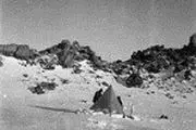 کمپ تاریخی فاتحان قطب کشف شد