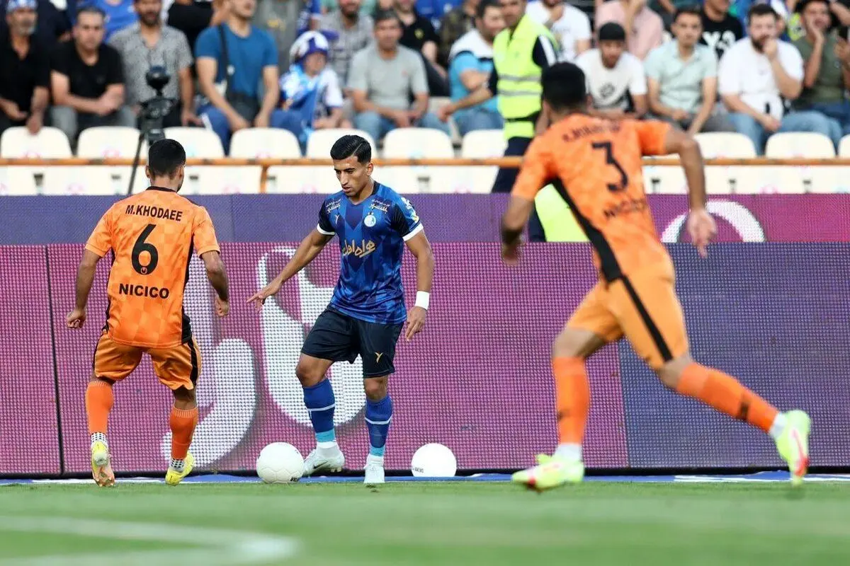 ساعت بازی استقلال و مس کرمان در لیگ برتر