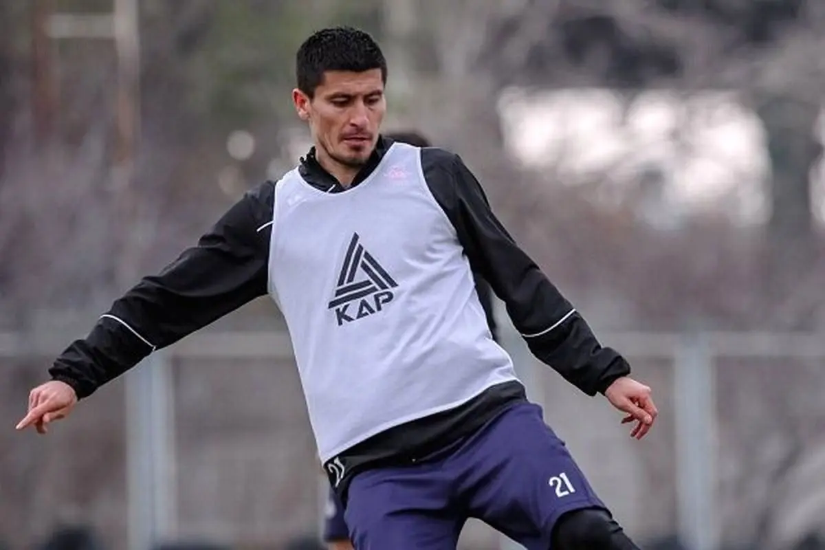 هافبک خارجی تراکتور دو پیشنهاد دریافت کرد