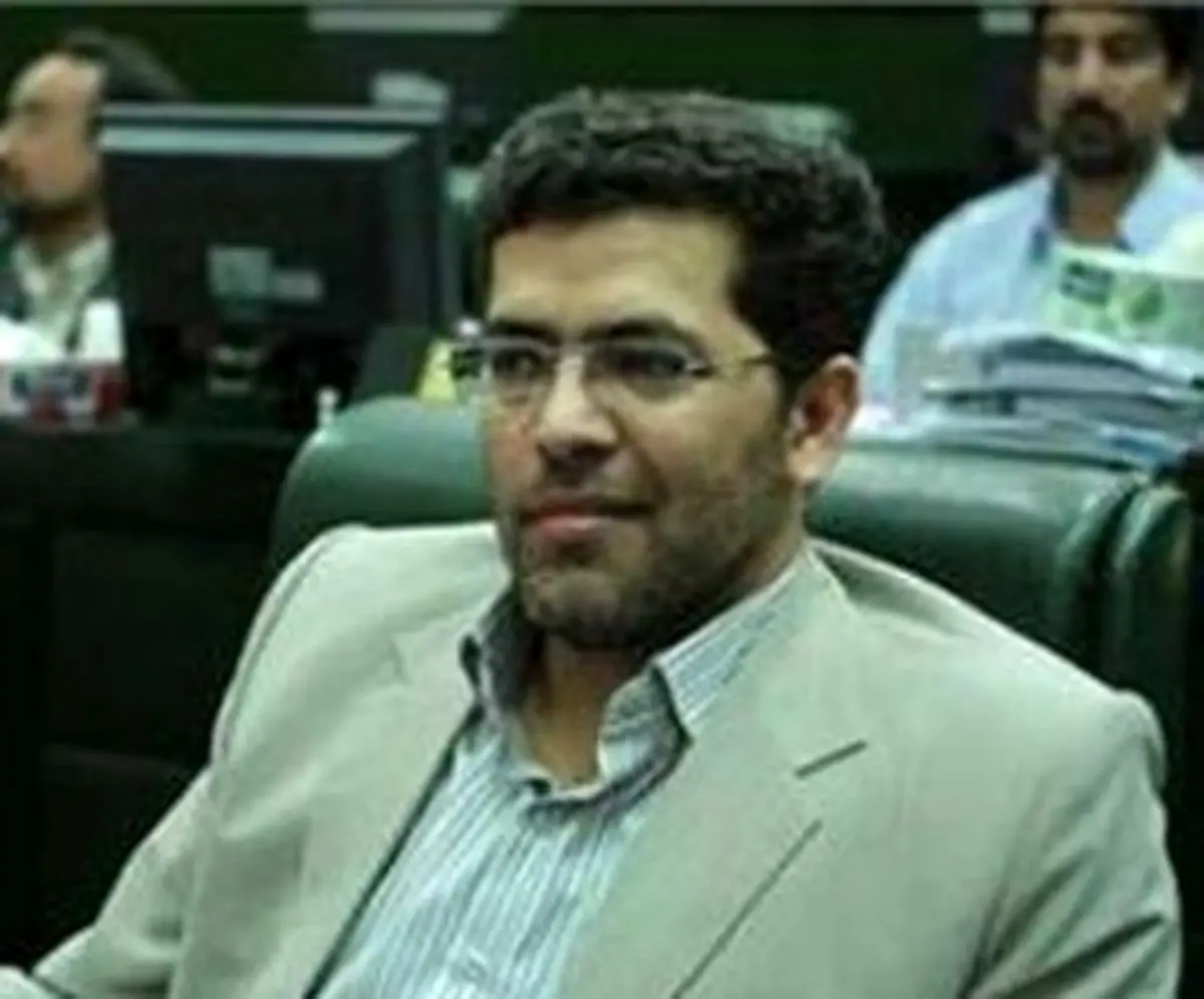 تلاش مجلس برای افزایش حقوق کارگران در سال آینده طی دو مرحله