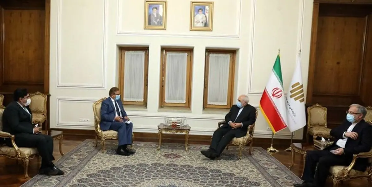 تأکید ظریف برای کمک به استقرار صلح در افغانستان