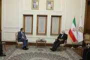 تأکید ظریف برای کمک به استقرار صلح در افغانستان