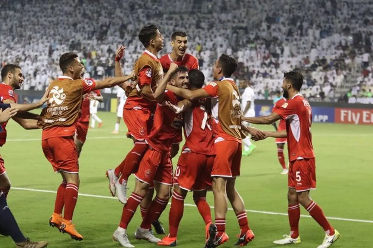 دو بازیکن پرسپولیس چشم سرمربی سابق را گرفت