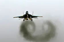 اجرای عملیات سوخت‌گیری هوایی جنگنده‌های ارتش