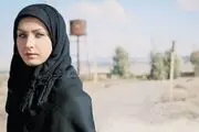 خانم بازیگر: من خود را یک مدافع حرم می‌دانم.