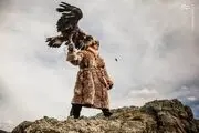  شکار و شکارچی در یک قاب/ عکس