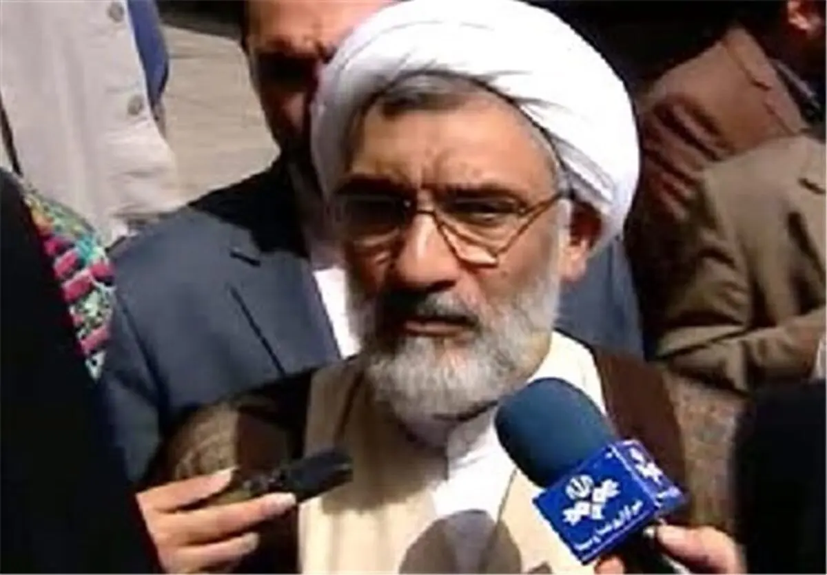  فساد اداری و مالی مشکل امروز جامعه ما محسوب می‌شود 