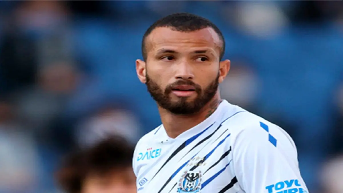 پریرا جایگزین لوکادیا در خط حمله پرسپولیس میشود