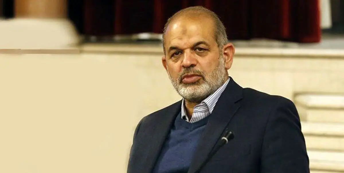 مهاجرین غیرقانونی باید کشور را ترک کنند