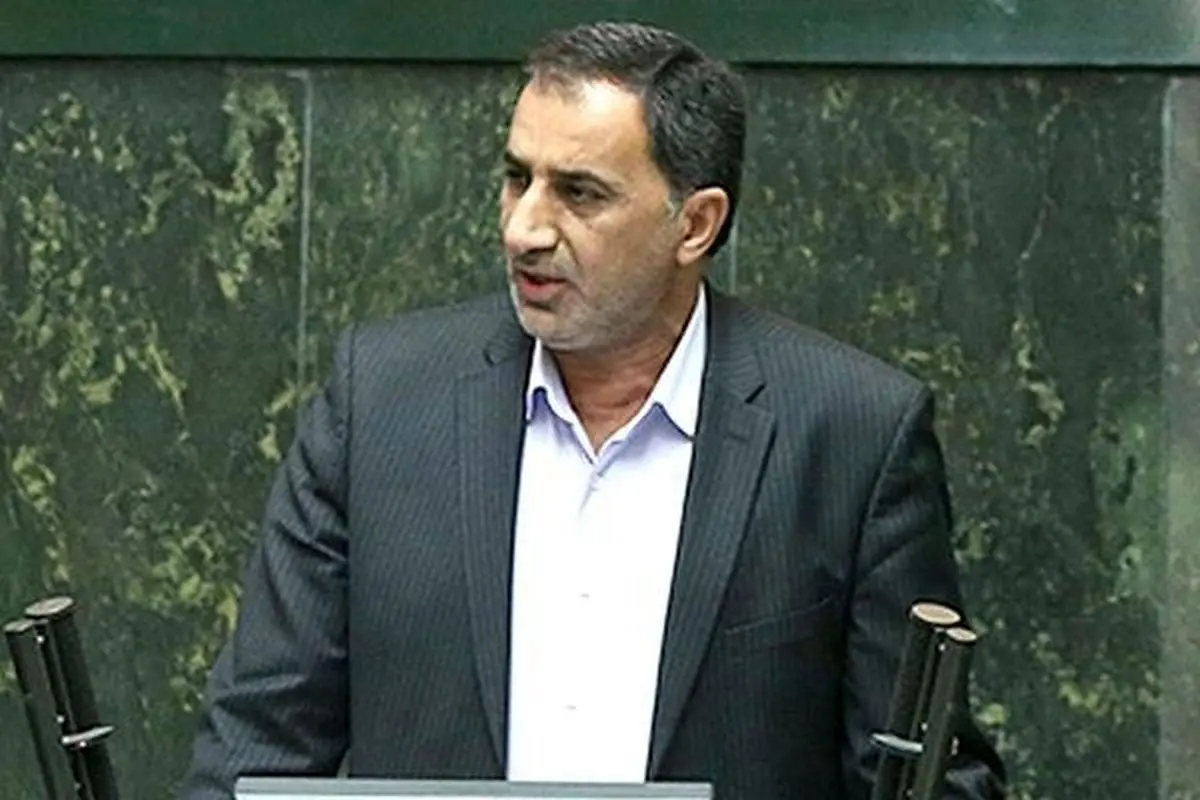 رهبری برای سومین سال مدال افتخار را به مجلس یازدهم دادند