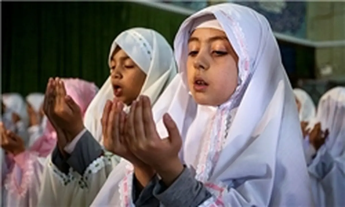 چه کنیم تا فرزندمان به نماز اهمیت دهد؟
