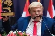  سخنرانی بدل ترامپ در تهران!+تصاویر
