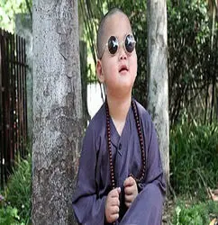 کودک راهب بودایی