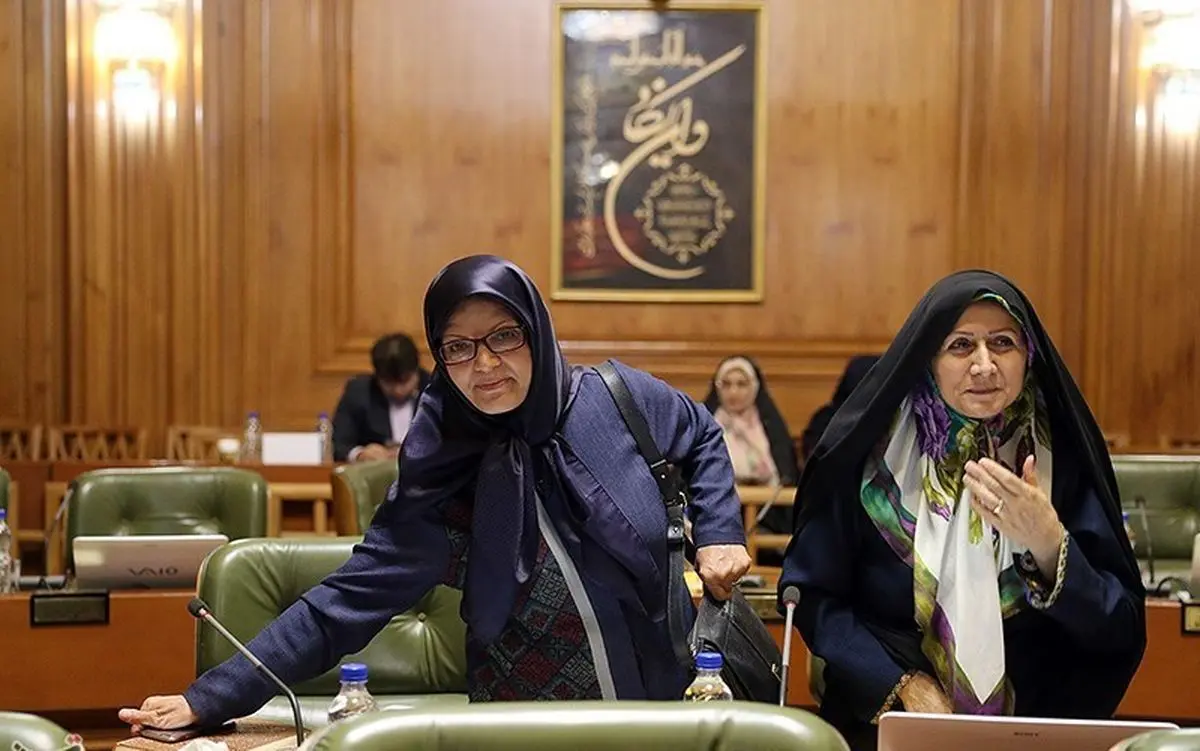 سرنوشت دکه های غذافروشی خیابان سی تیر مشخص می شود