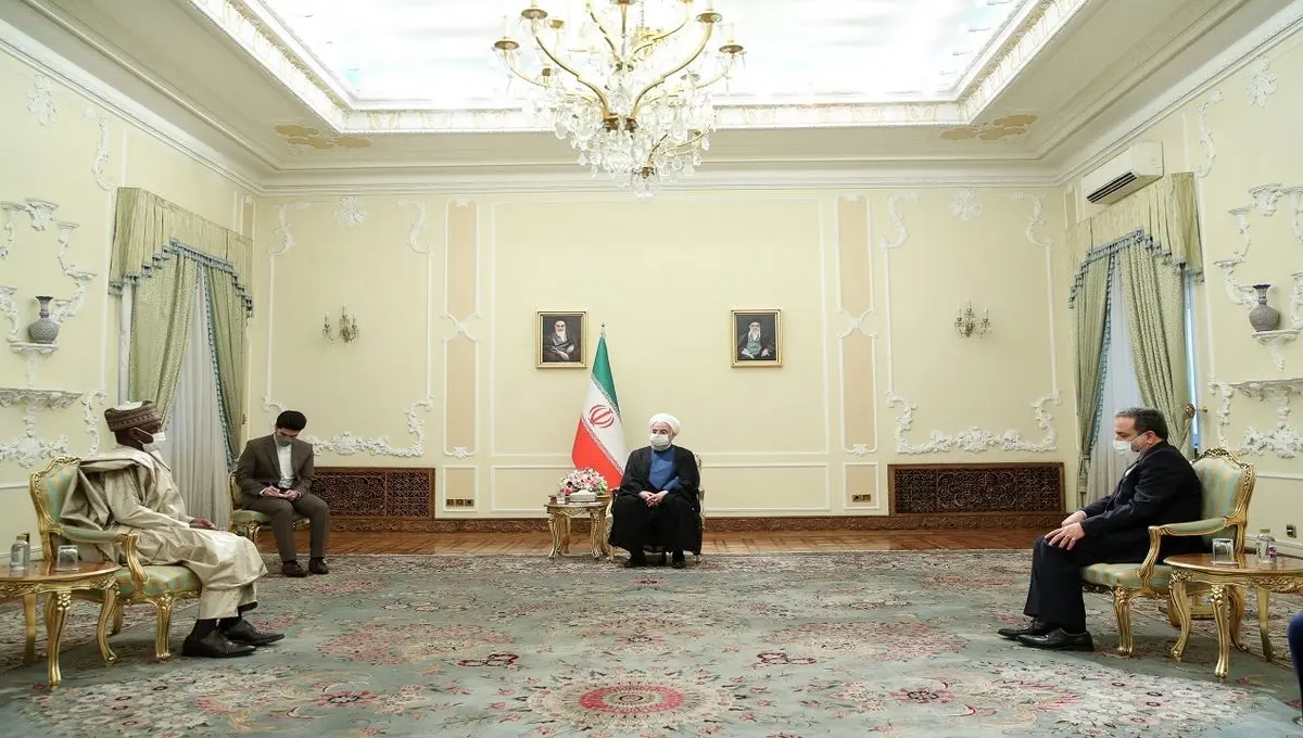 روحانی: همکاری ایران و نیجریه در عرصههای بین المللی ضروری است