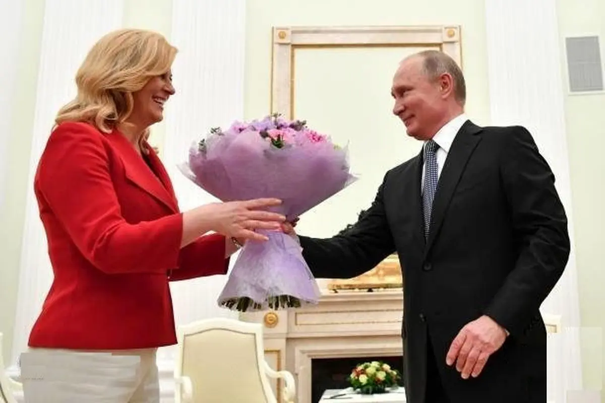 دسته گل پوتین برای رییس جمهور کرواسی