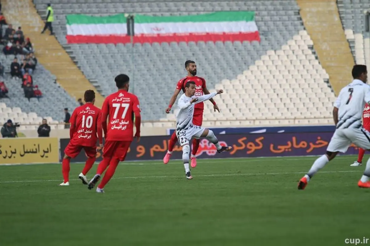 هواداران پرسپولیس: واویلا بزن 6 تایی شه!
