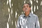 نزدیک‌ترین دوستِ محمدعلی کشاورز در مراسم تشییع/ عکس
