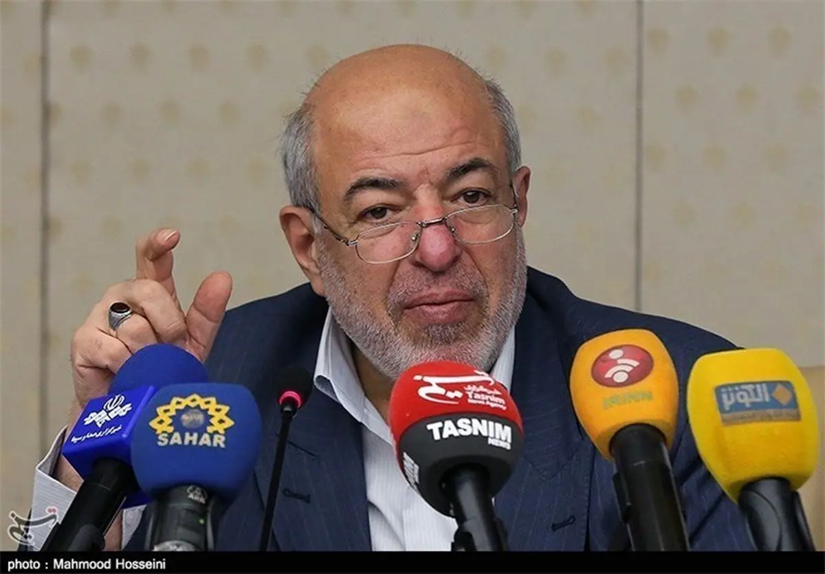 آب آورده زایندهرود در تونل گلاب رها نمیشود