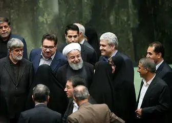 از توصیه سیاسی "روحانی" به نمایندگان تا "زینت النسخه"