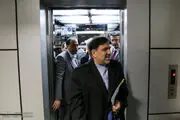 وزیر راه و شهرسازی از بیمارستان بروجن بازدید کرد