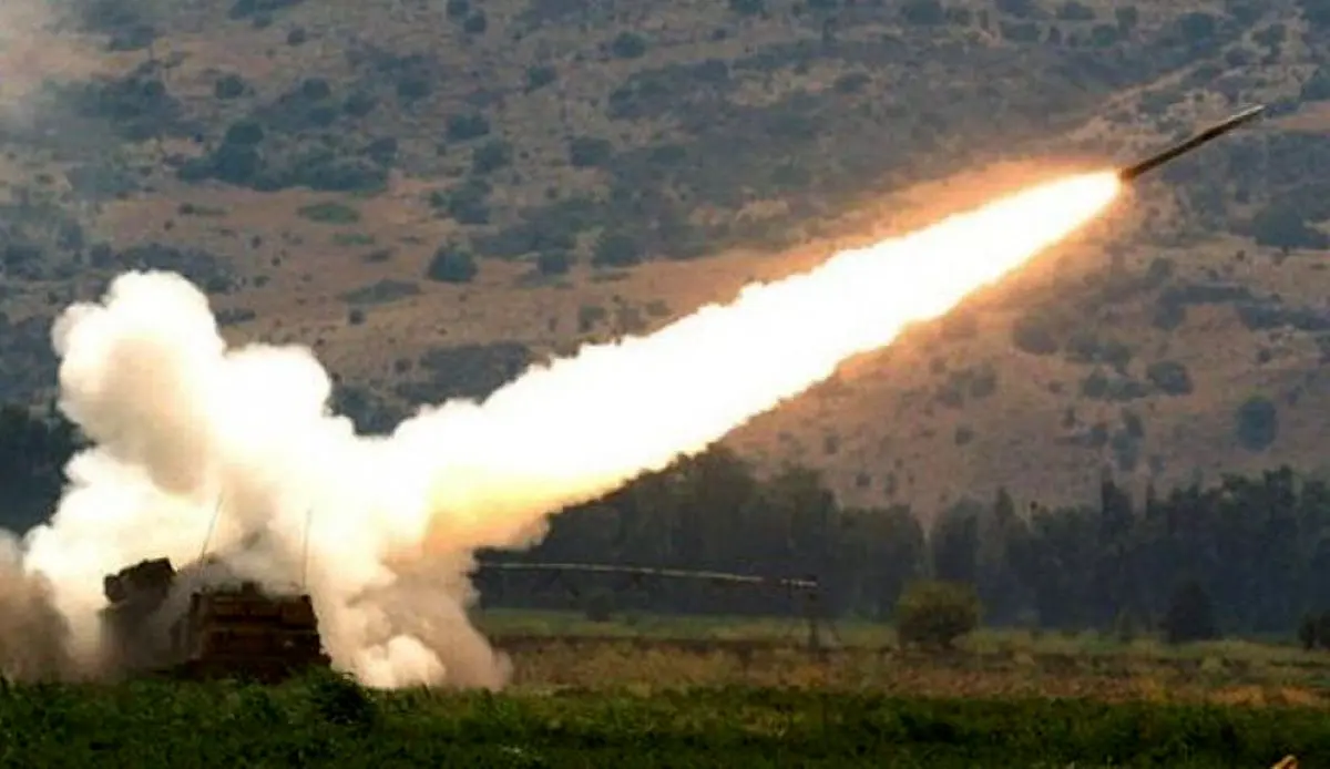 حزب الله لبنان با موشک شهرکهای کفار یوال و کریات شمونه را شخم زد