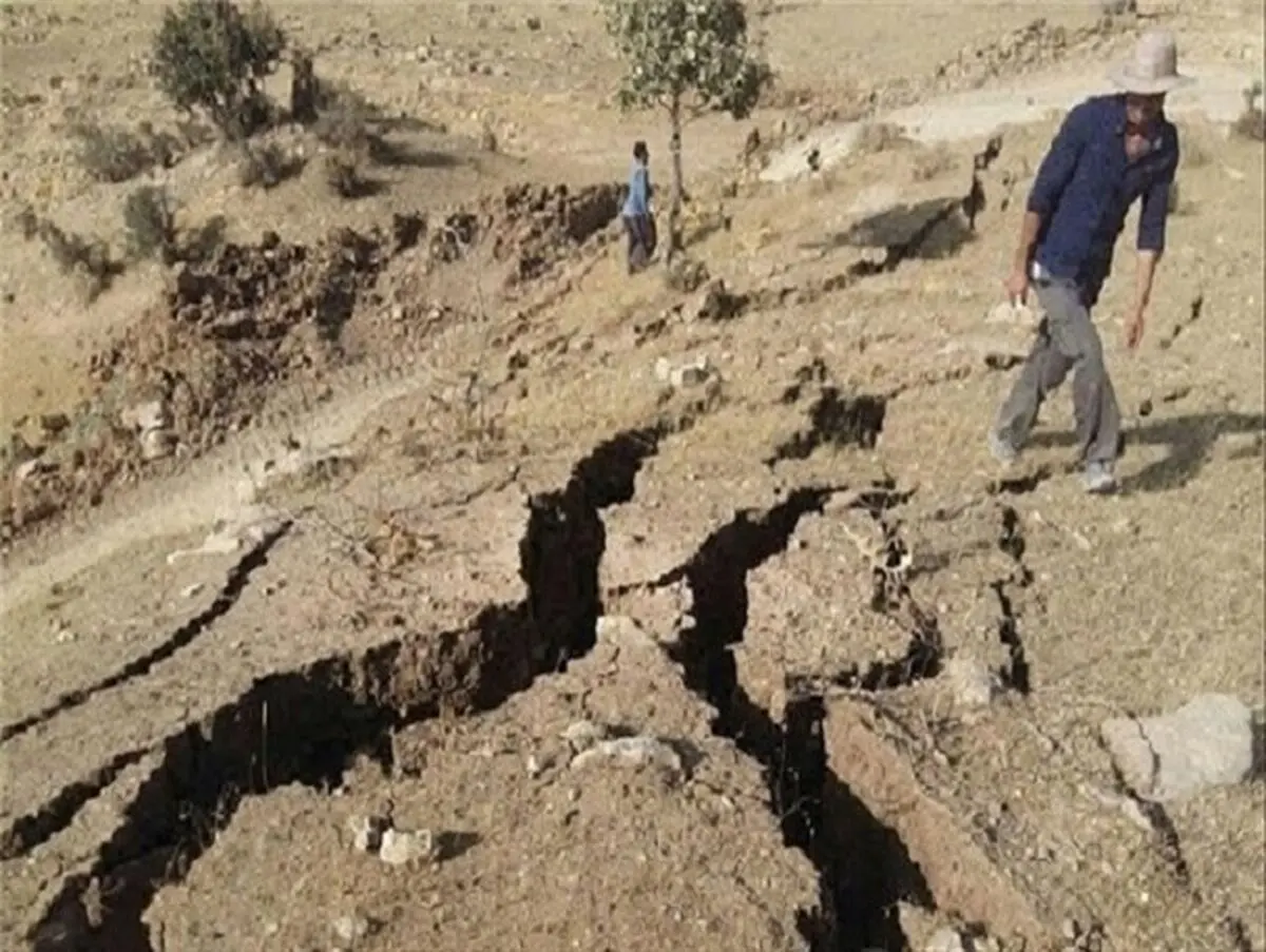 خطر رانش کوه، روستای پران پرویز را تهدید می کند+عکس
