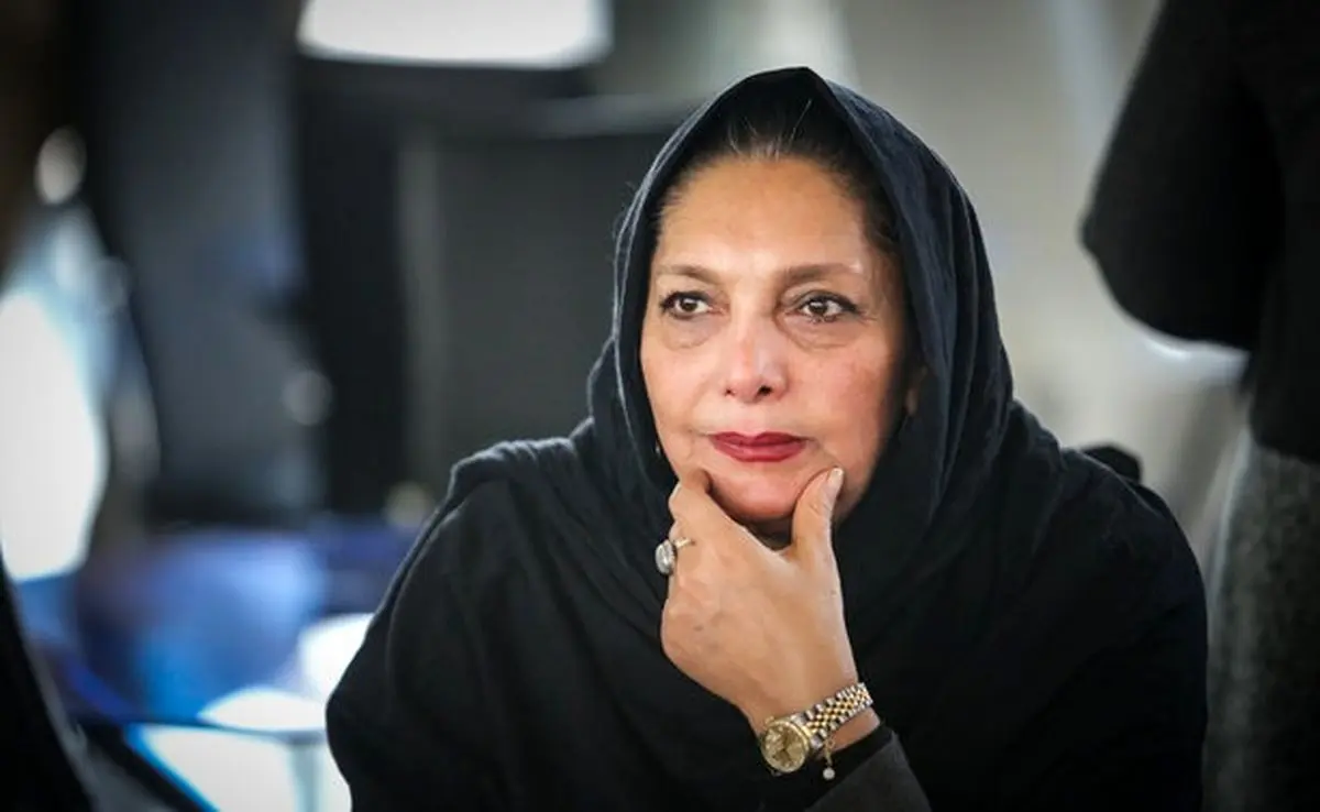 منیژه حکمت «منفی کرونا» را می سازد