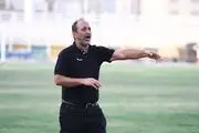 الان به من می‌گویید تیم بد بازی می‌کند