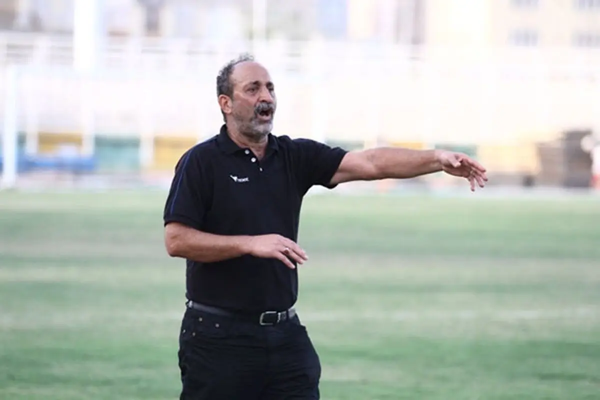 میثاقیان: پرسپولیس را شکست دهیم در لیگ می مانیم