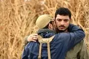 مجنون؛ حماسهای انسانی که از شعار میگریزد