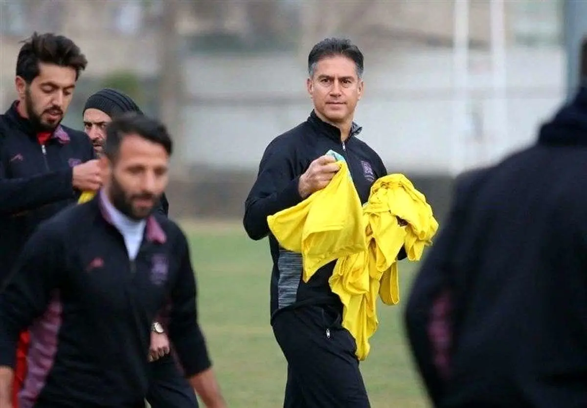 مذاکره تیم نساجی با مربی پرسپولیس