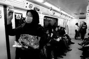 شهرداری نتوانسته معضل دستفروشان مترو را ساماندهی کند
