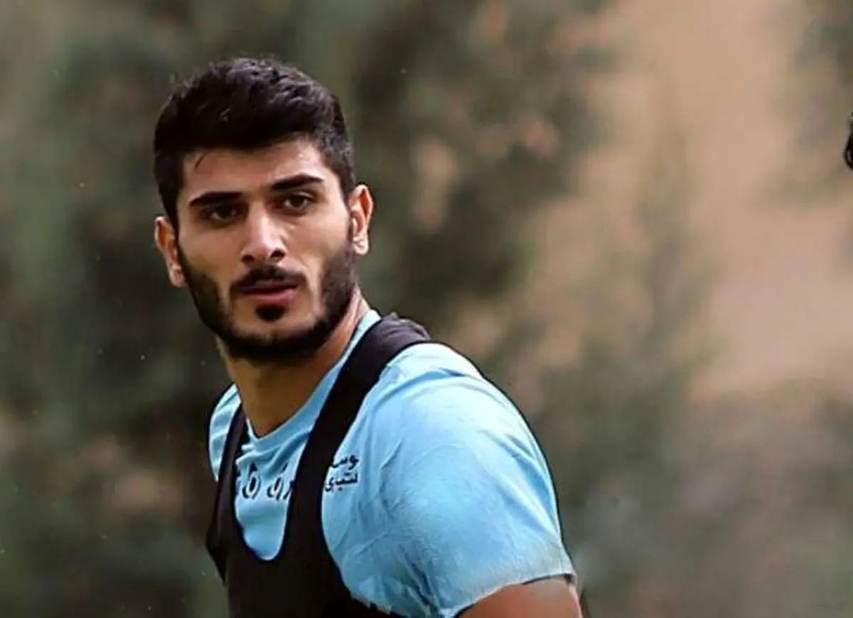 آبی پوش سابق به زودی پرسپولیسی میشود!
