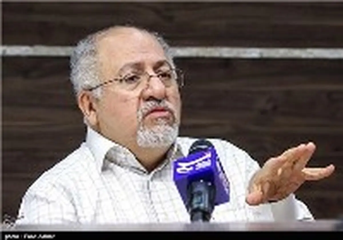حق‌شناس: خاتمی افراط کرد و احمدی‌نژاد تفریط