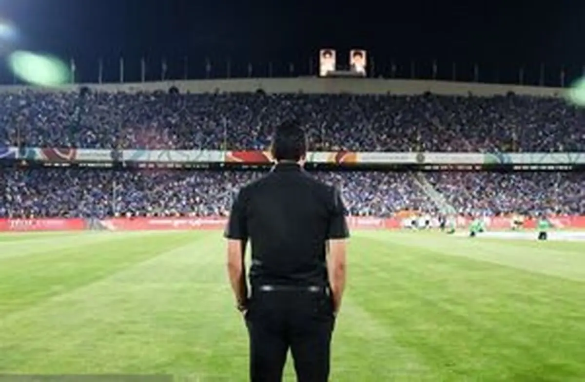 جواد نکونام از ایران رفت