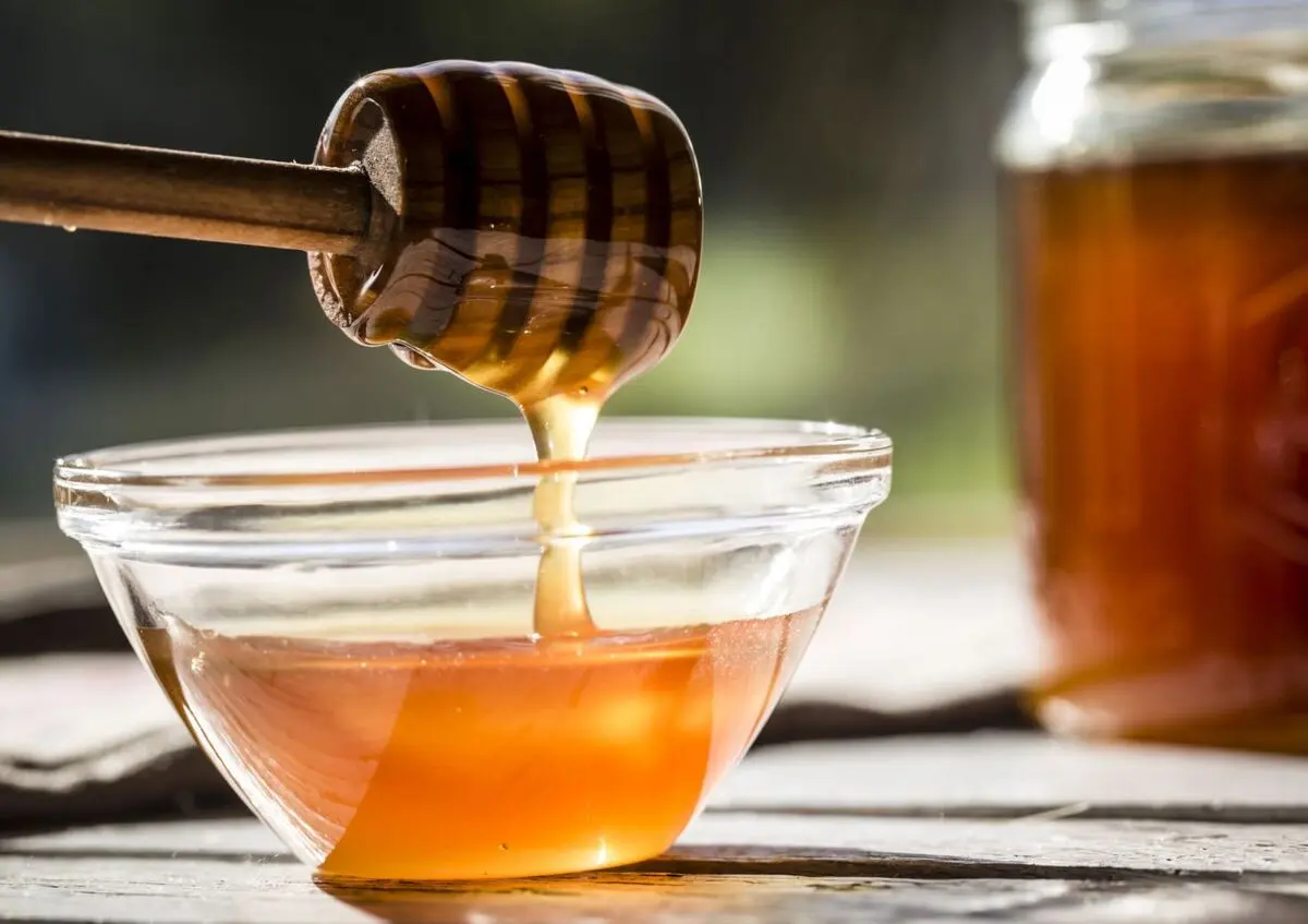 عوارضی که پشت عسل‌های خوش رنگ و لعاب نهفته است!