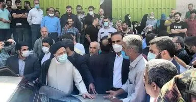 حضور رئیسی در میدان میوه و تره‌بار تهران