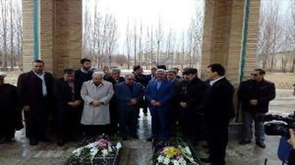 وزیر علوم وارد زنجان شد