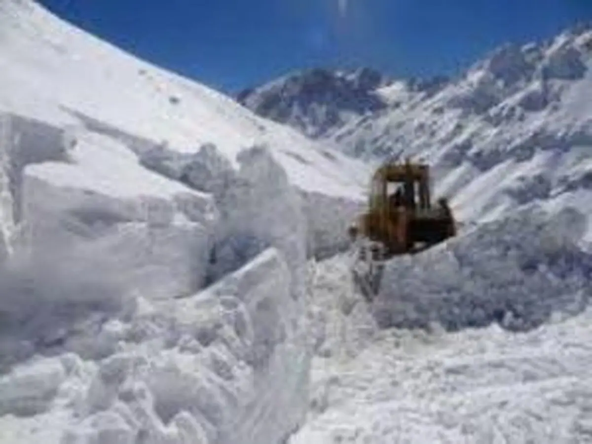 مسدود شدن راه ارتباطی 50 روستای شهرستان هشترود
