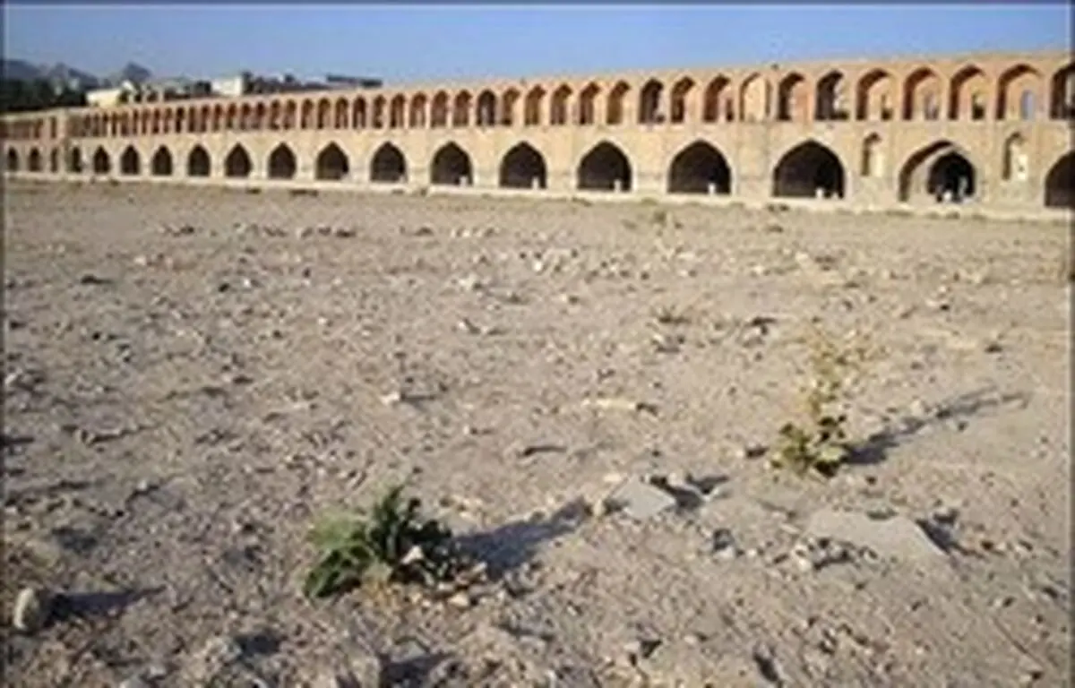 رئیس جمهور برای حل مشکل زاینده رود بسیار جدی هستند