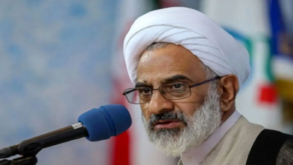 سپاه با وجود همه توطئههای دشمن با قدرت پیش میرود